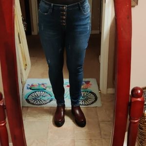 💙JUDY BLUE💙Button Fly High Rise Skinny Dk Jeans!